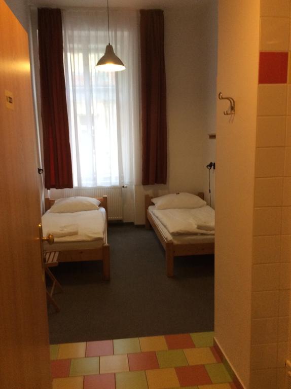 Travellers Hostel Praha מראה חיצוני תמונה